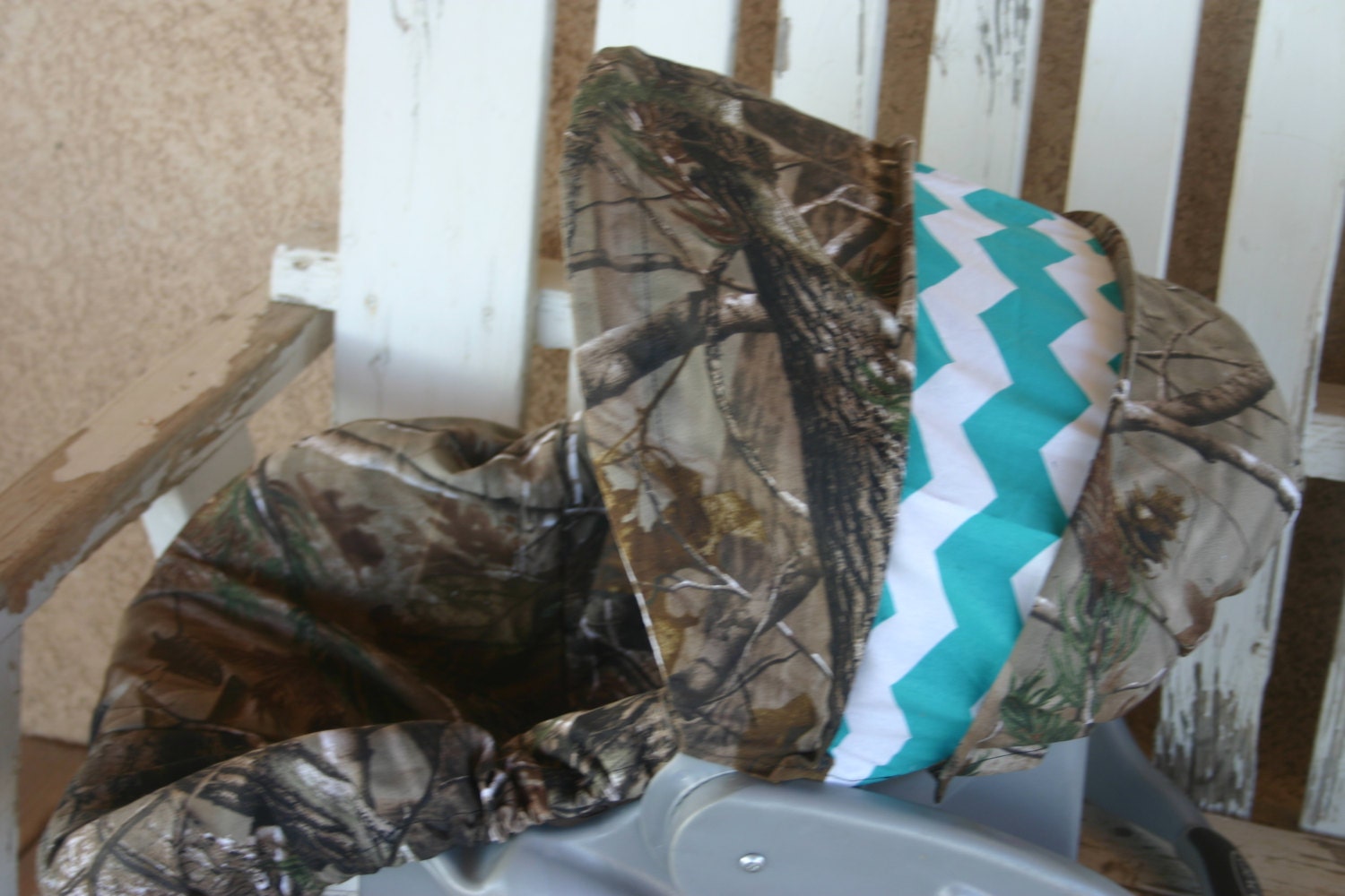 Realtree camo with teal and white chevron car seat cover and