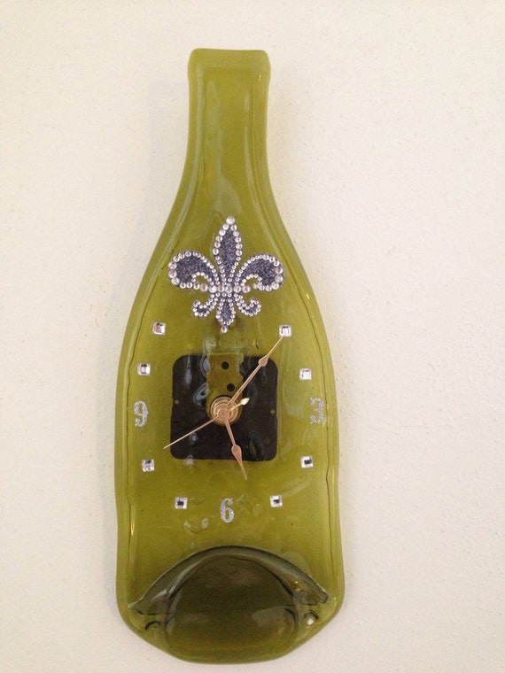 Items similar to Fleur De Lis Wine Bottle Wall Clock on Etsy