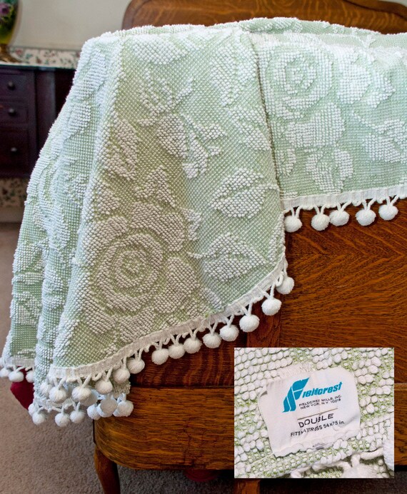 Vintage Chenille Bedspread Sage Green Full / Queen Hobnail