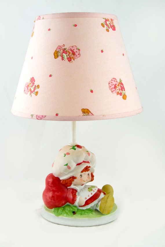 Vintage Strawberry Shortcake Lamp Retro Collectible Made