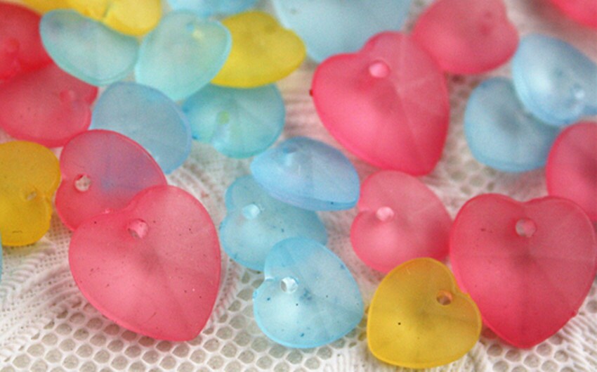 2 size mix heart shape bead bubble gum by MissVirgocraftsupply