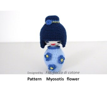 Pattern Myosotis Flower ,kokeshi doll amigurumi crochet