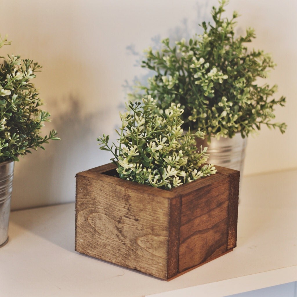 Rustic flower box wedding centerpiece 5x5x3.5 by MXOwoodworking