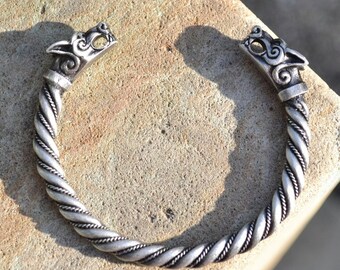 FENRIR VIKING WOLF Tin Bracelet Pagan Norse Head Wolves Bangle Jewel Jewelry Jewellery Iceland Thor Hammer Mjollnir Museum Pewter Ragnar