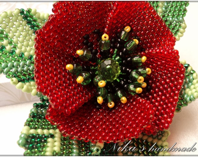 Red poppy shaped flower brooch made of Czech beads - imitation jewelry gift idea - seed bead floral brooch - poppy pin