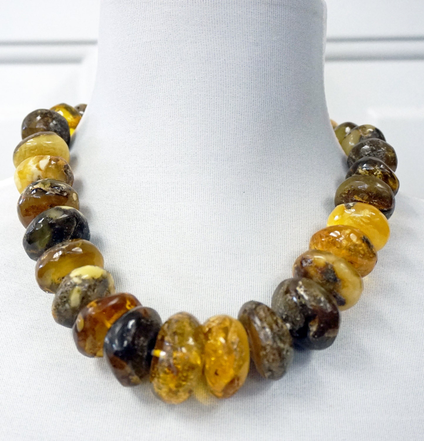 ANTIQUE AMBER BEADS Genuine Amber Graduating Button Beads Old