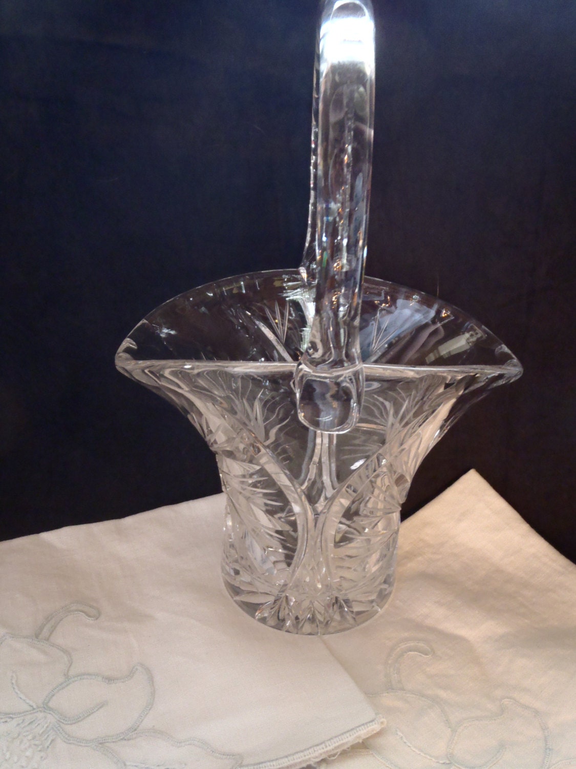Vintage Crystal Vase with Handle in Pinwheel by Dupasseaupresent