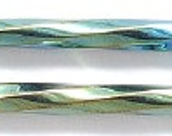 PRECIOSA 30mm Twisted Bugle - Green Iris AB - Pack 50