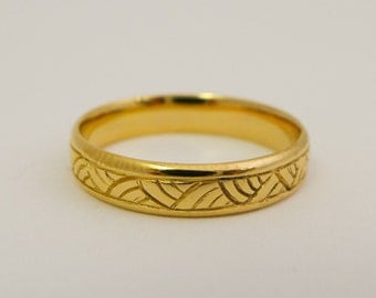 solid gold wedding rings