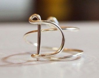 initial "D" wire wrapped ring