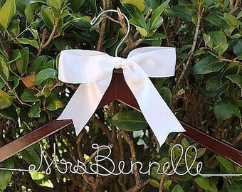TODAY'S SPECIAL SALE Fast Shipping Personalized Wood Hanger for Bride and Wedding Party With Bow