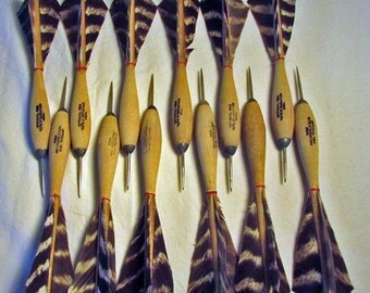 12 Vintage 3-Feather Apex No.2 Official Turkey Feather Wood Body Darts with original box