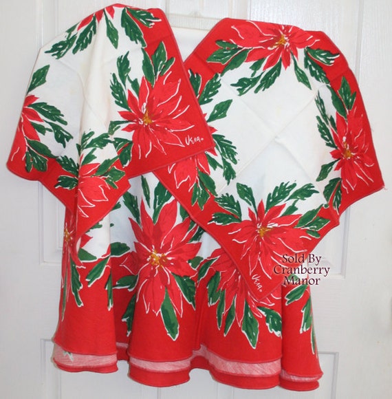 Vera Newmann Christmas Tablecloth & 4 Napkin Set Red