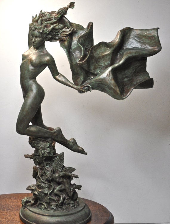 Titania, the Fairy Queen Statue