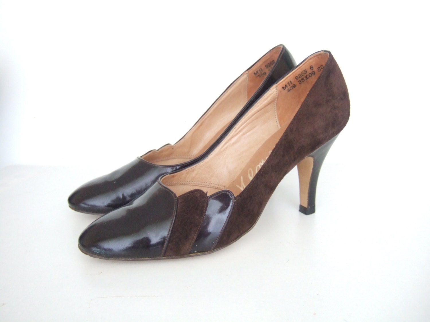 Vintage 1970s shoes / patent brown leather & by StellaRoseVintage