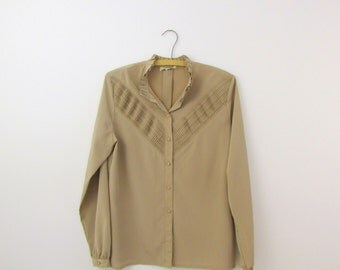 Vintage 1970s Prairie Bib Blouse in Tan Beige - Medium by Kara
