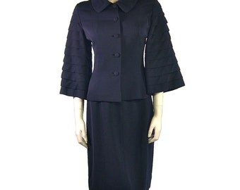 Vintage 1940s Lilli Ann Suit in Navy Blue