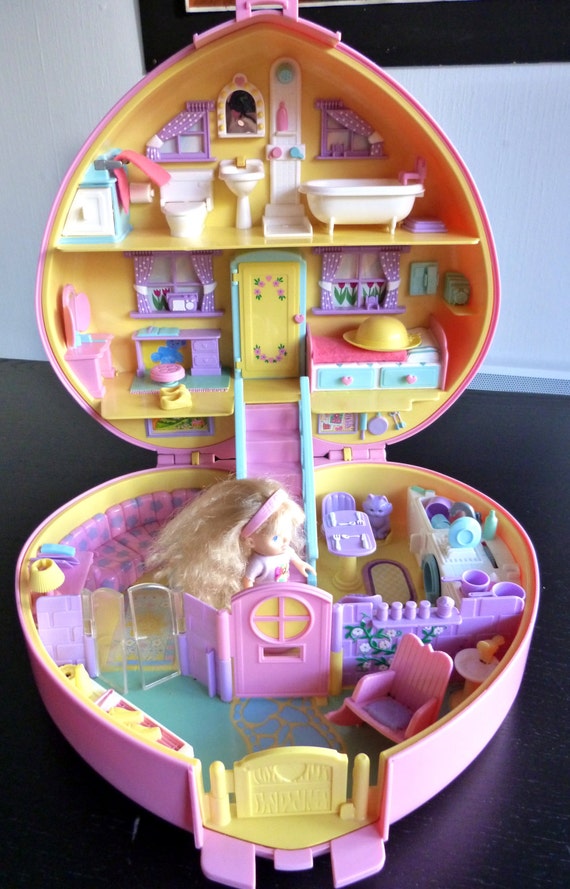 polly pocket lucy locket