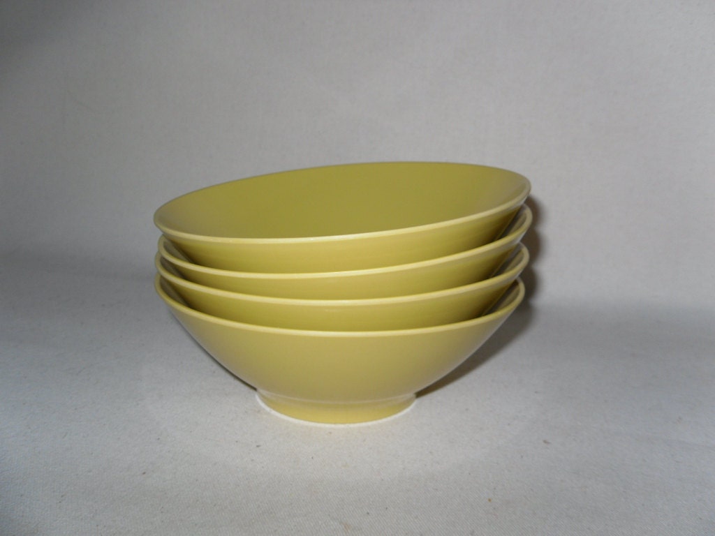 Yellow Melmac Bowls, Florence Prolon Salad Soup Dessert Bowls, Vintage