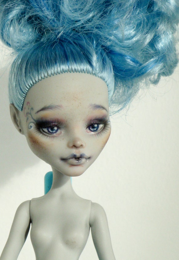 bjd face up removal MH collector paint Christmas art make Ghoulia doll up face gift up bjd face up removal MH collector paint Christmas art make Ghoulia doll up face gift up