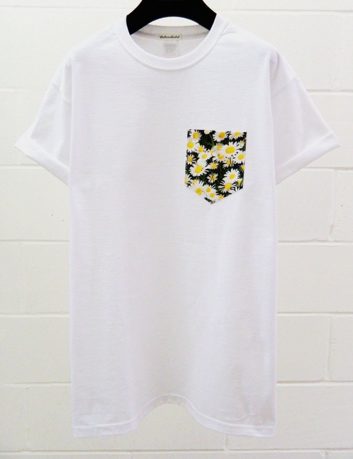 Men's Floral Daisy Pattern White Pocket T-Shirt