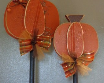 Fall decor-Pumpkin Decor-Halloween Decor-Pumpkins on stands