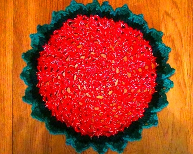 Christmas Holiday Table Mat - Red Green Gold