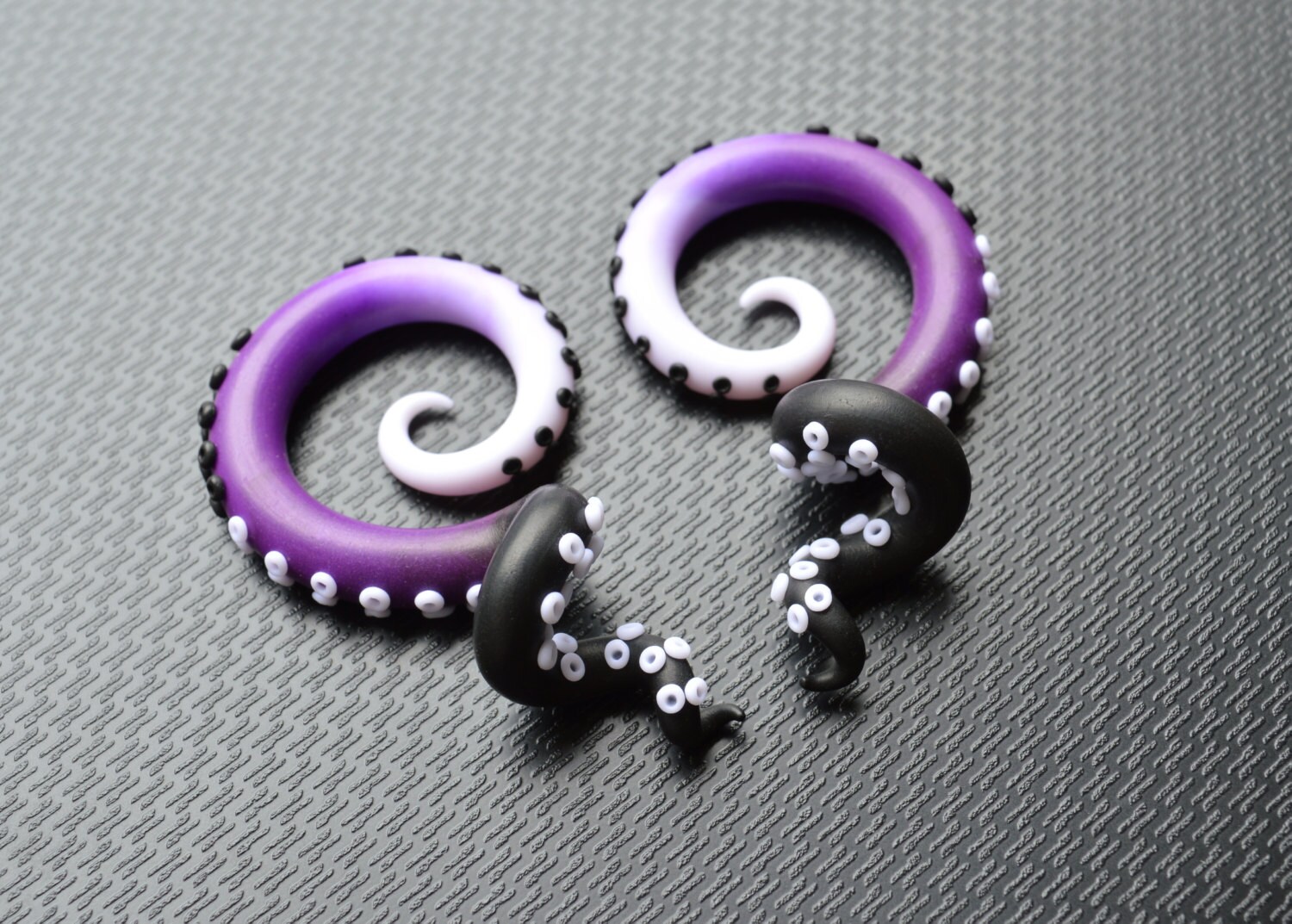 Tricolor Tentacle Plug or Octopus Tentacles Gauges Earrings