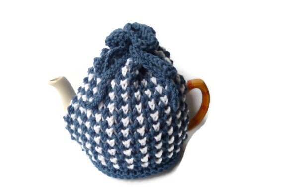 stripe tea cosy cosie knitting pattern pdf file from Trulyscrumptiousknit on ...