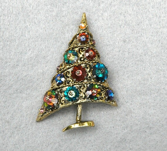 weiss vintage christmas tree brooch by lynnsbeadsnthings weiss vintage christmas tree brooch by lynnsbeadsnthings