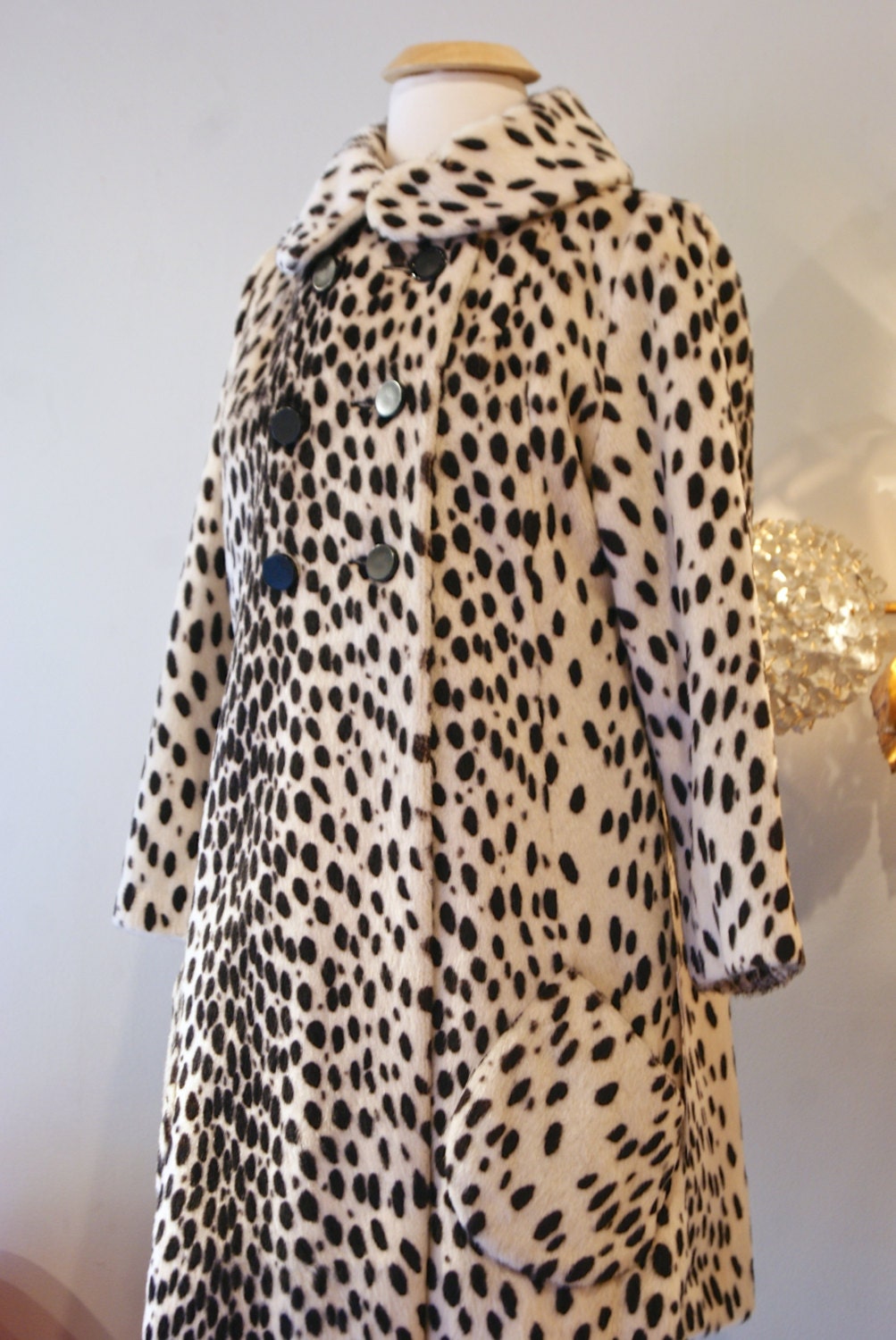 60s Coat // Vintage 1960s Cheetah Print Faux Fur Coat