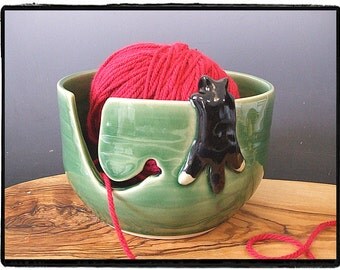 Yarn Bowl with Cute Tuxedo cat in True Green by misunrie