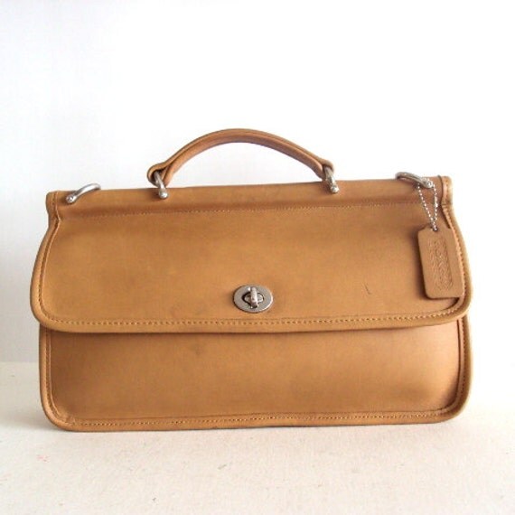 Vintage COACH City Willis Handbag Purse 9153 by pascalvintage