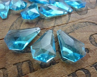Pendant Vintage Faceted Glass Pendant with Hole (1) #1459