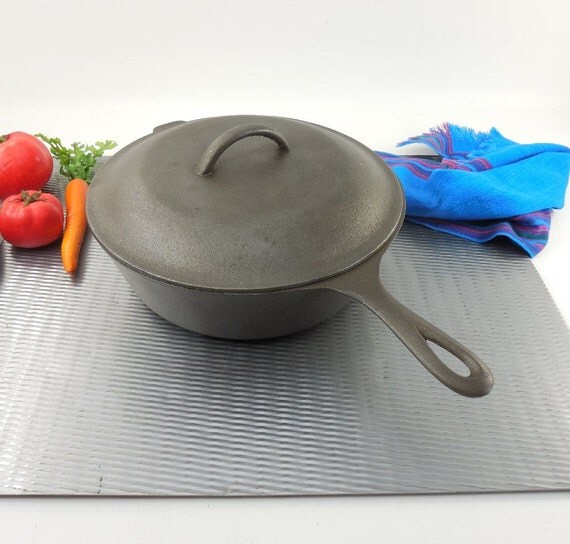 Lodge Cast Iron Chicken Fryer Deep Skillet No. 8 by oldetymestore