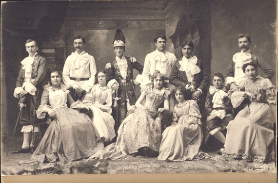 victorian theatre costumes