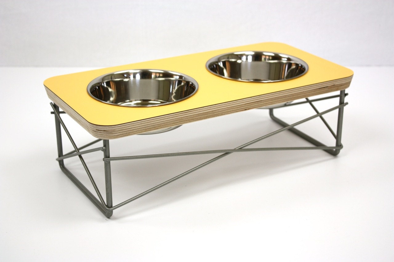 Modern Pet Feeder Dog Bowl or Cat Bowl Elevated Feeder Stand