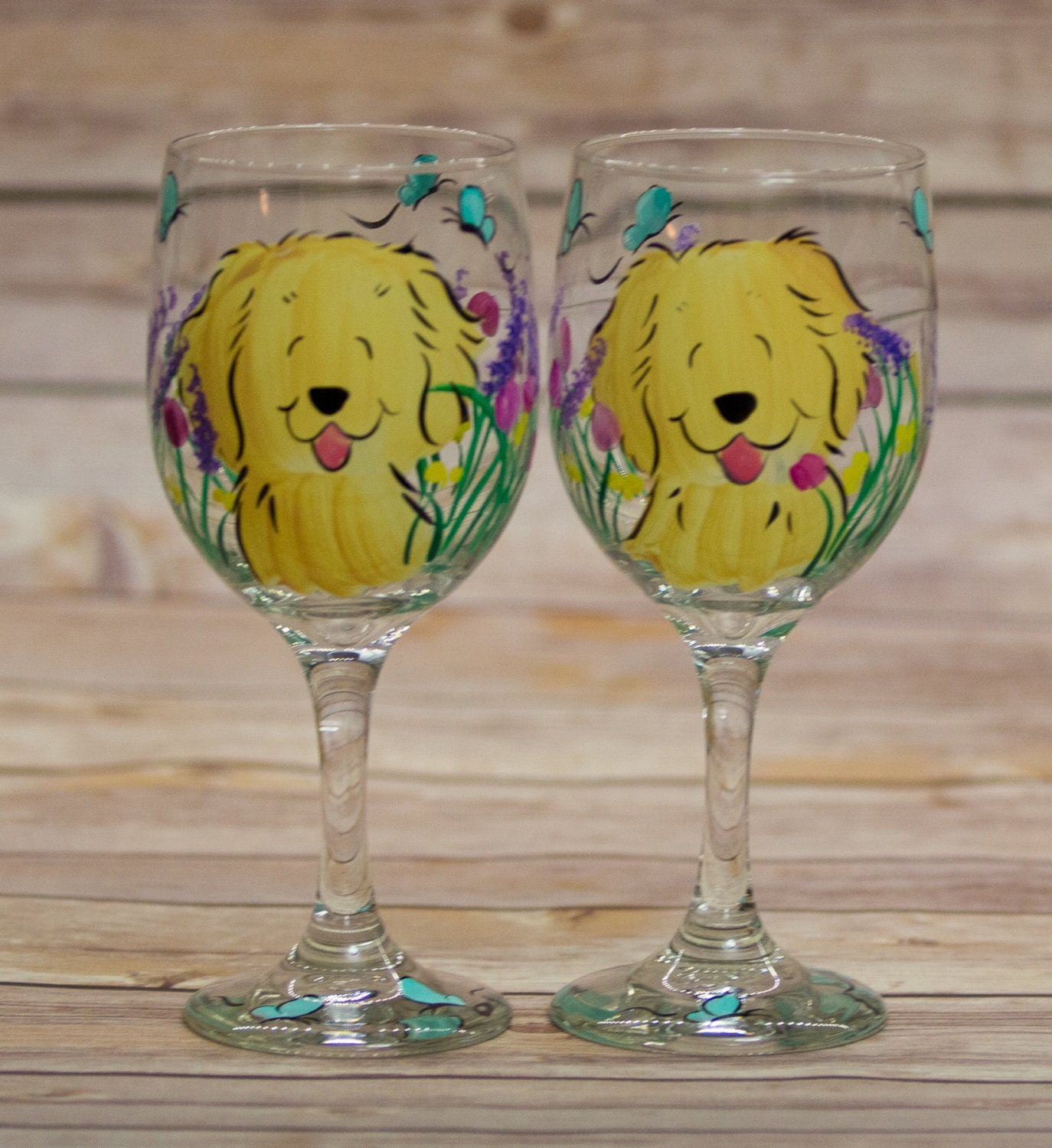 Golden Retriever Hand painted wine glass set of 2 Your breed