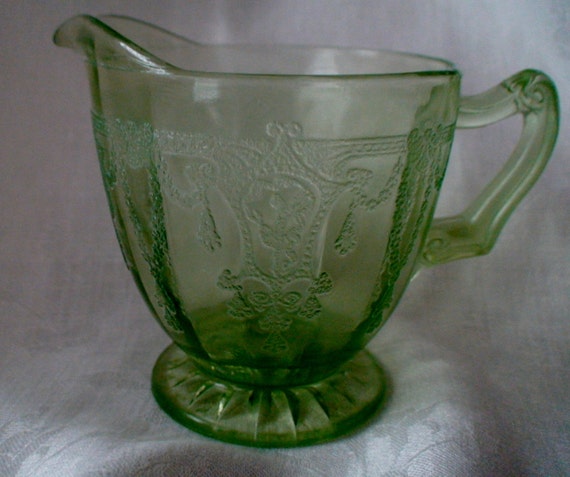 Antique Green Depression Glass Cameo Ballerina Pattern