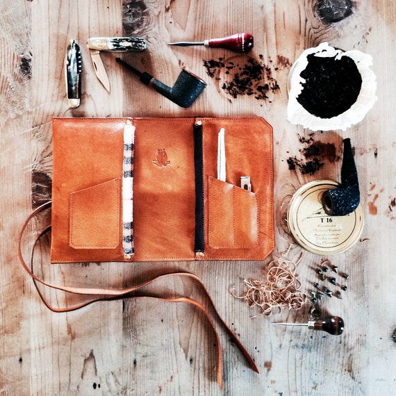 Signature Pipe & Tobacco Pouch