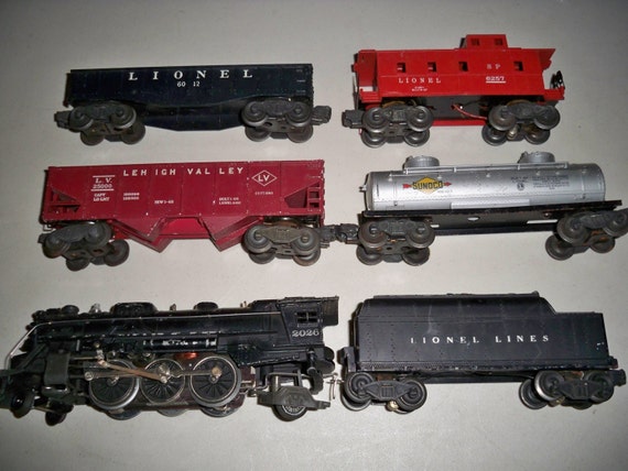 Vintage Postwar Lionel O Gauge Train Set w/ 2026