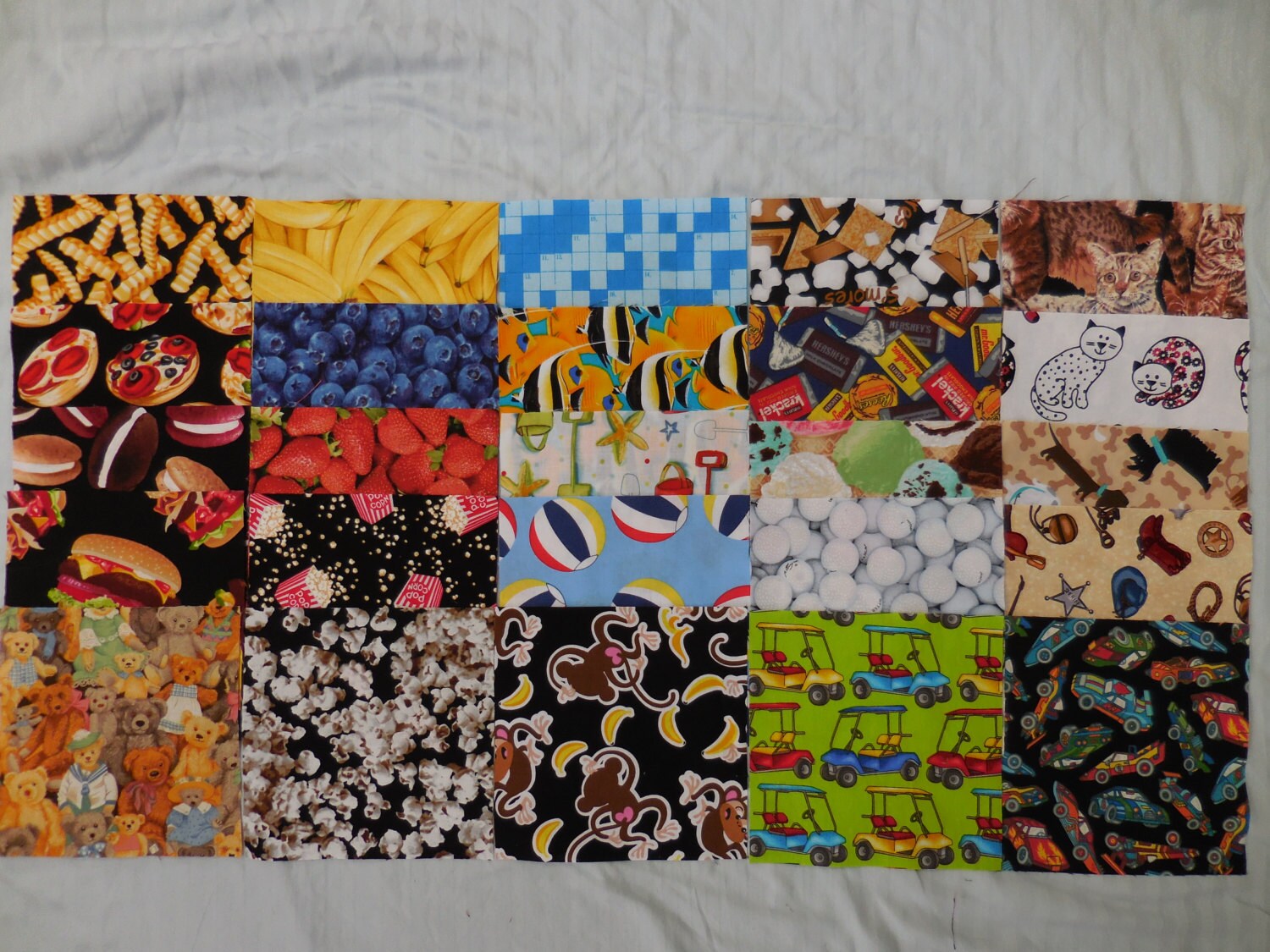 50 I SPY 6 Kids Novelty Quilt Block Squares Fabric by manahawkin
