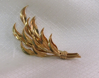 Vintage Winard 12kt Gold Filled Wheat Brooch