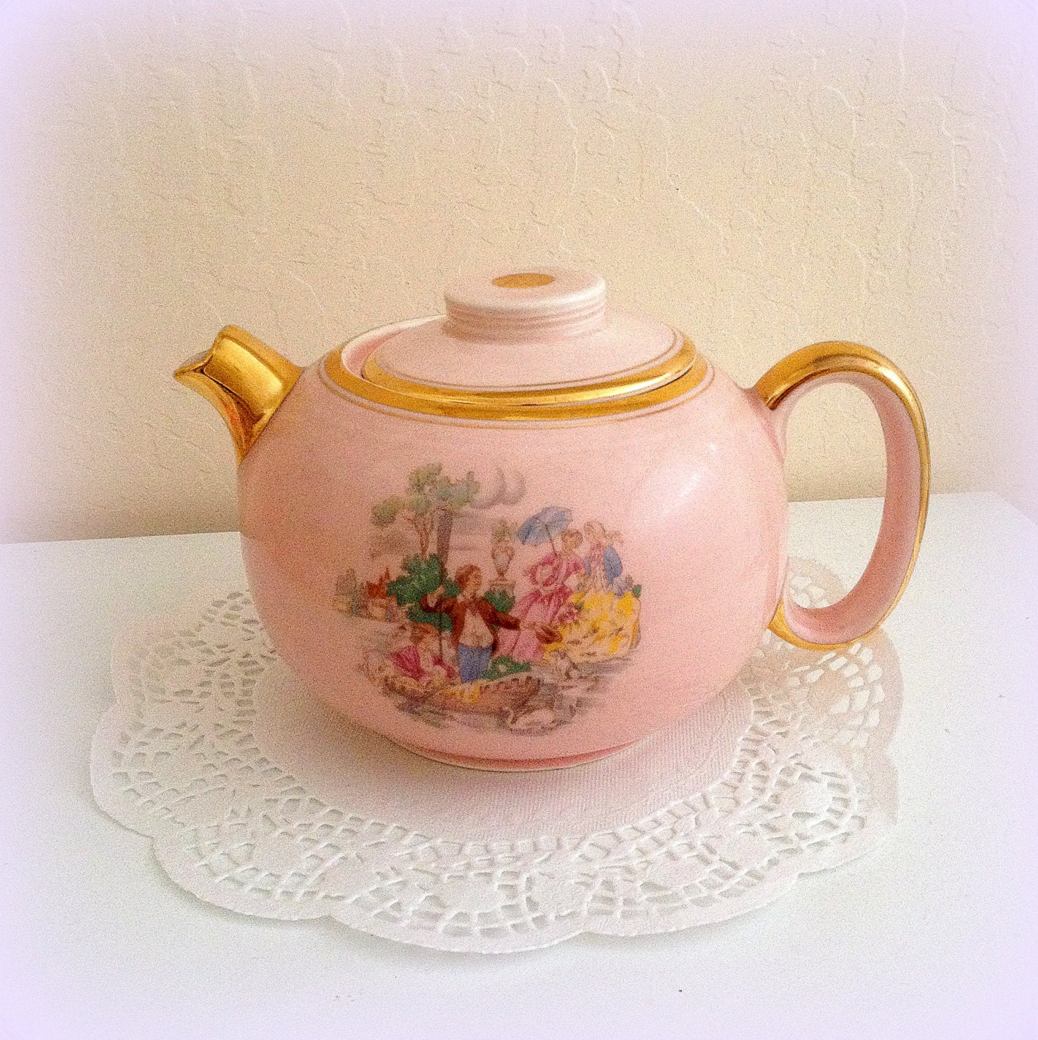 Plump Pink Teapot Vintage Teapot Victorian Scene Cute