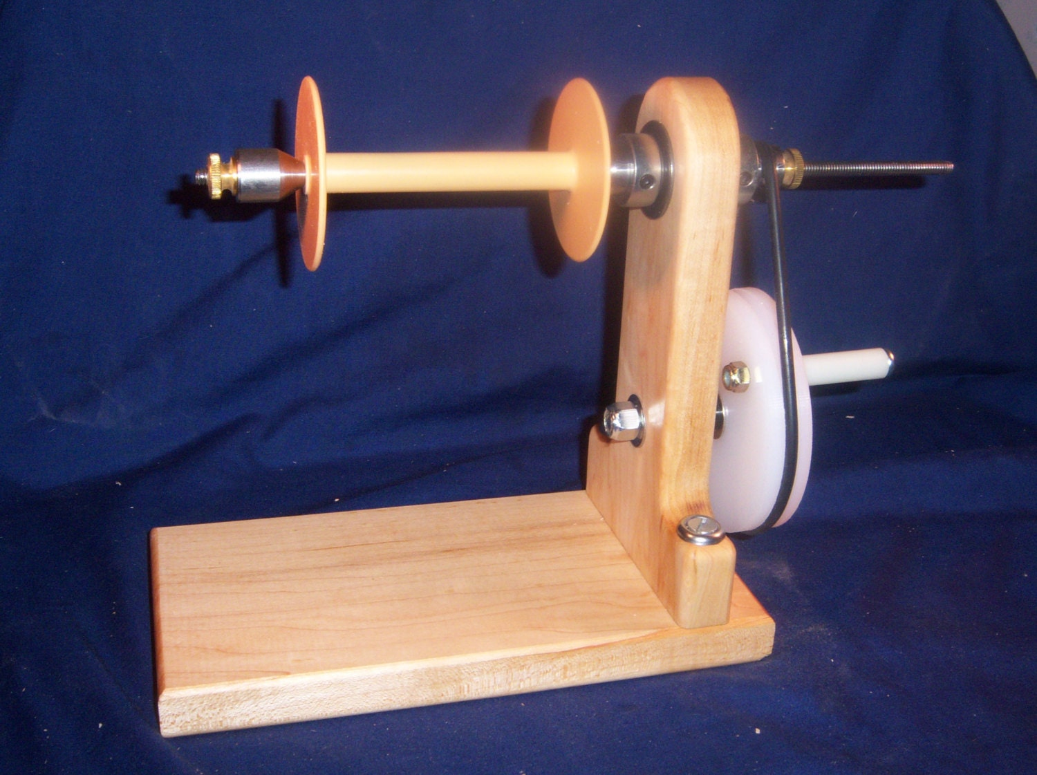 Wooden Bobbin Winder Self Centering Single Ended Manual