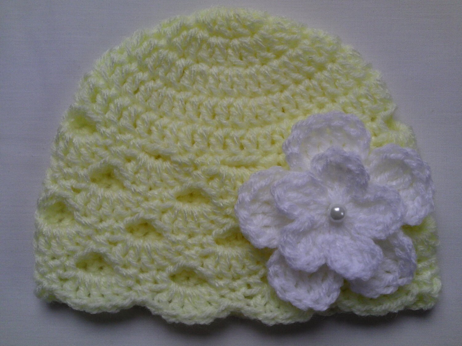 Crochet Baby Blanket and Baby Hat Set Gift by TatjanaBoutique