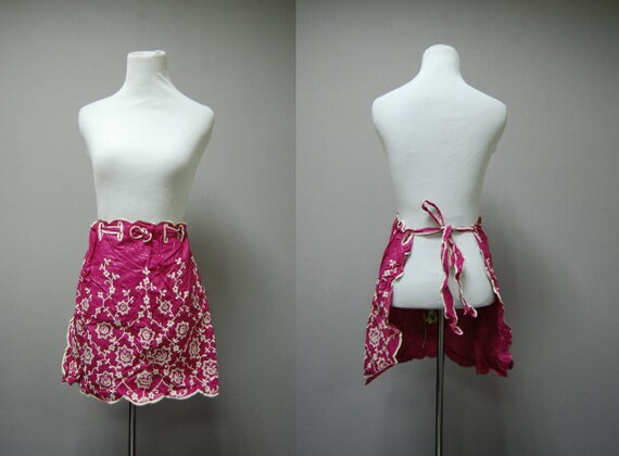 Fushia  Half housewife Flowers etsy Apron vintage  White Apron  Housewife  Vintage  Retro