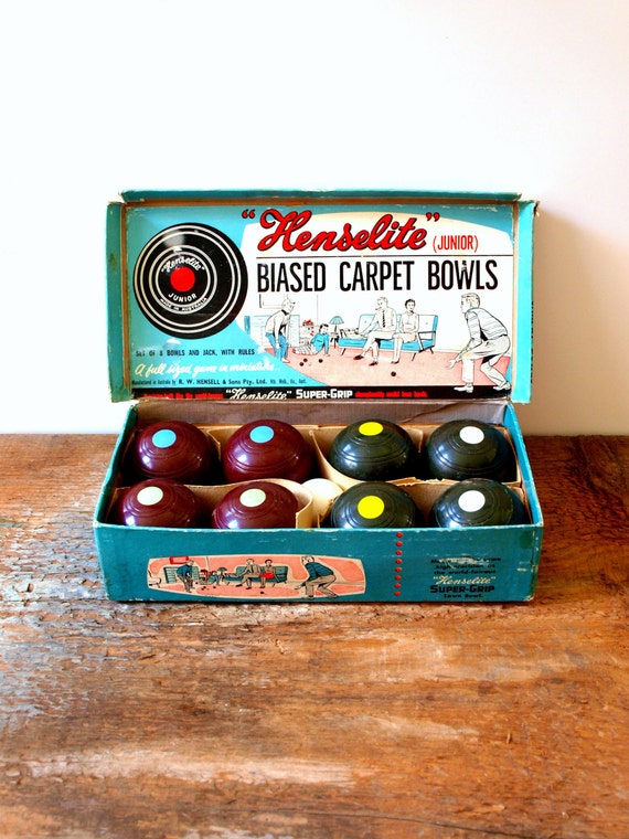 vintage lawn bowling set