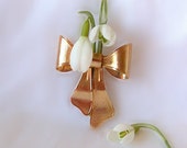 Vintage Avon Bow Brooch Gold Tone