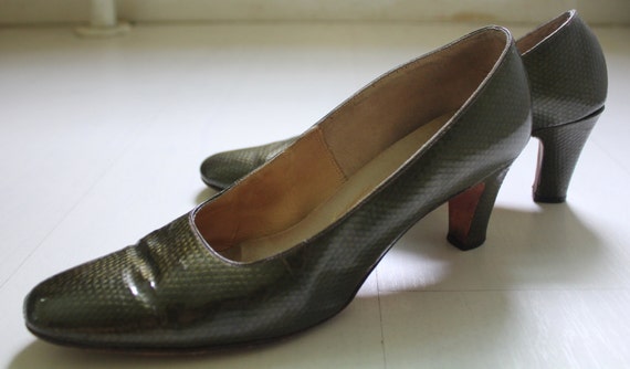 1960s Patent Leather Faux Snake Skin Pumps Vintage Shoes